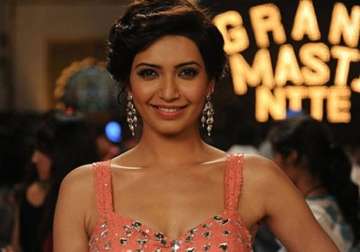karishma tanna starrer tina and lolo to release in 2016