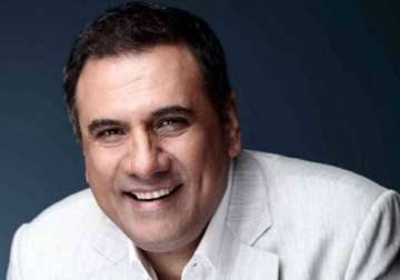 boman irani having a blast on dilwale set