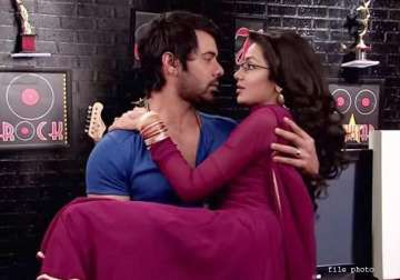 kumkum bhagya pragya abhi s romantic dance