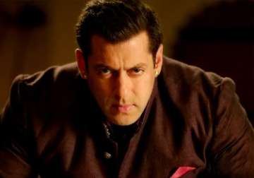 watch video salman khan gives a befitting reply to prdp haters