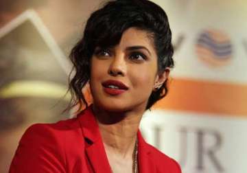 priyanka chopra wants to make small films with new talent