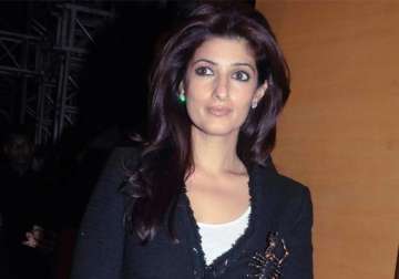 twinkle khanna comes out in support of rishi kapoor over his birthday tweet to her