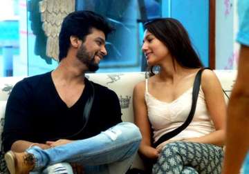 reasons behind gauahar kushal breakup revealed view pics