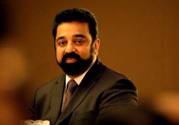 kamal haasan s thoongaavanam trailer released