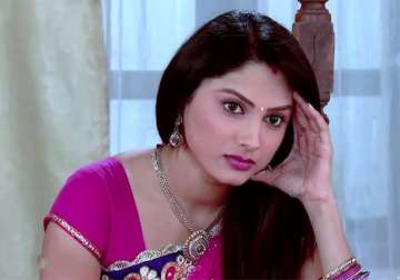 rashi sees mysterious thing in gaura masi s room
