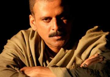 meeruthiya gangsters launches its trailer with manoj bajpayee