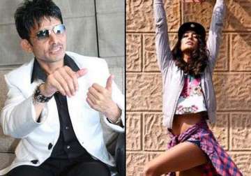 kamaal r khan s latest sin passes offensive comments on lisa hayden