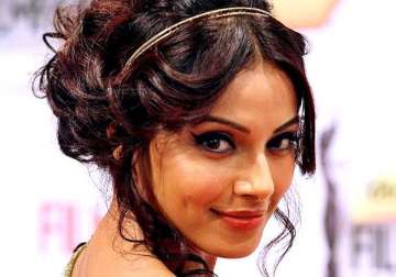 bipasha basu refuses to do college girl roles in bollywood