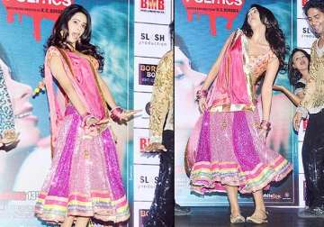 mallika sherawat shows dirty moves at an event see pics