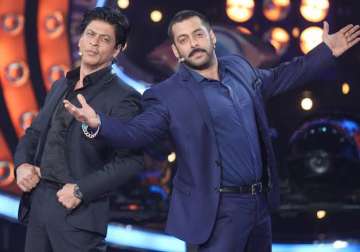 bigg boss 9 salman khan shah rukh khan made shocking revelations about each other