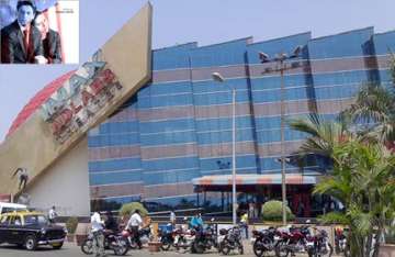 mumbai multiplexes restart advance booking for srk film