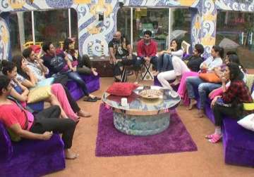 bigg boss 9 four couples will be nominated on day 01 know who all