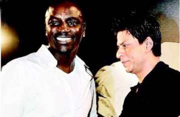 akon will be srk s guest in mannat