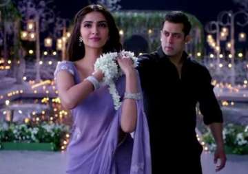 7 000 earthen lamps used for prem ratan dhan payo jalte diye song