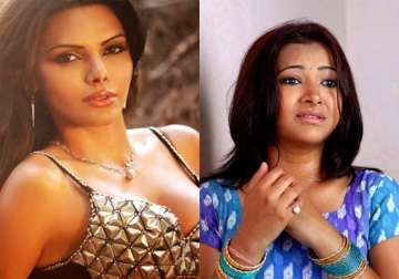 shweta sherlyn bhuvaneswari actresses caught in prostitution view pics