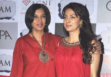 juhi chawla talks about working with shabana azmi