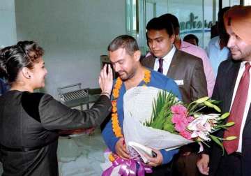 aamir khan deposits lagaan on ancestral land