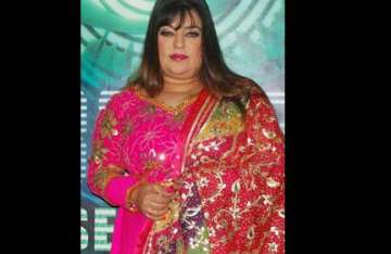 why is dolly bindra foul mouthed