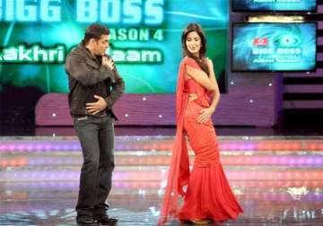 salman katrina to come together for bigg boss 9 finale