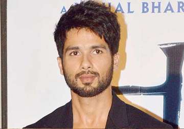 shahid kapoor out of farzi