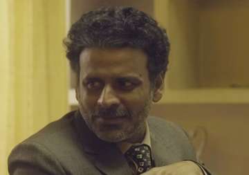 my family doesn t judge me manoj bajpayee on playing gay character