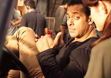salman khan s strict warning to his fans is just so aptly badass