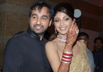 shilpa shetty and raj kundra celebrate their fifth wedding anniversary today view pics