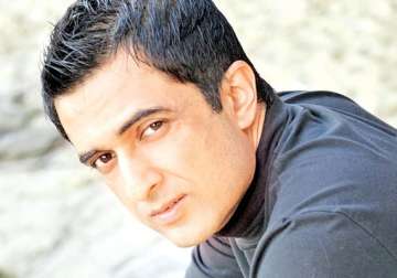 my mom is in kashmir but safe sanjay suri