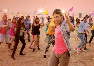 mika varun dhawan charge up youth at vfest in goa