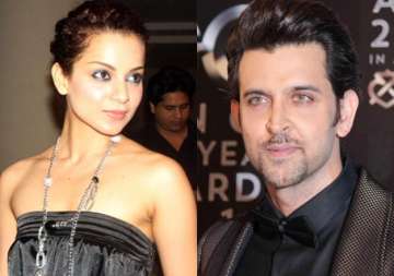 kangana keeps distance from rumoured flame hrithik roshan at party