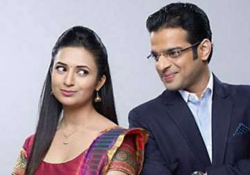 yeh hai mohabbatein rinki poses problems for raman and ishita