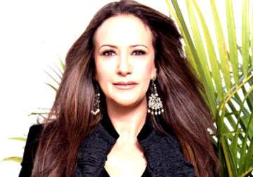 ayesha shroff files complaint against ex business partner