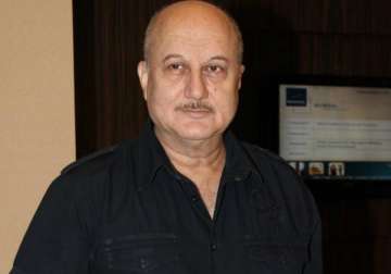 ftii needs much more qualified person than gajendra chauhan anupam kher