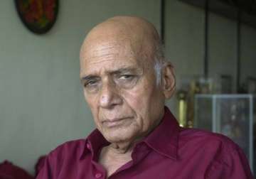 famous music director khayyam donates entire wealth to his charitable trust