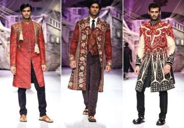 jj vallaya gives feminine twist to men s wear at ibfw