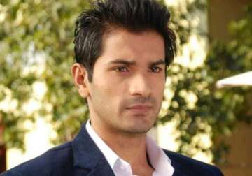 actor mrunal jain to spend b day in orphanage