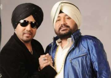 brothers reunion mika shares screen space with daler paaji