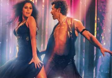 hrithik katrina s bang bang collects rs 175.61 cr worldwide in four days