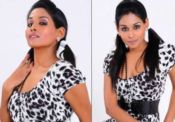 madras cafe actress leena paul arrested with live in partner for cheating