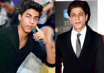 why did srk choose work over son aryan