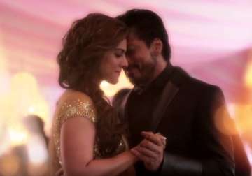 leaked the climax scene of shah rukh kajol s dilwale watch video