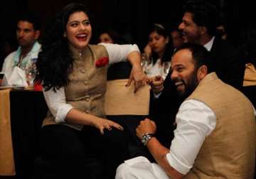 shah rukh kajol starrer dilwale to release on christmas rohit shetty