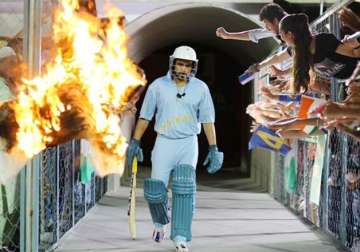 emraan hashmi starts shooting for azhar