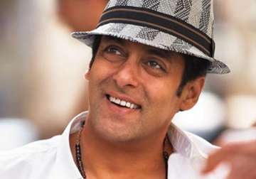 kick s sequel salman khan set to don the mantle of a writer