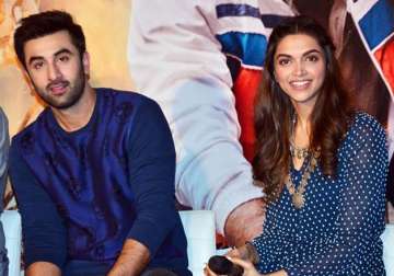 ranbir kapoor to romance ex flame deepika padukone on screen again