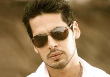 omg dino morea trends on twitter and you will laugh after knowing the reason