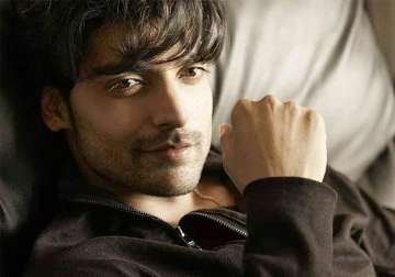 lucky to make film debut from bhatt camp gurmeet choudhary