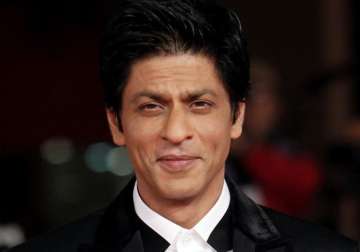 shah rukh khan to feature in west bengal s new tourism campaign
