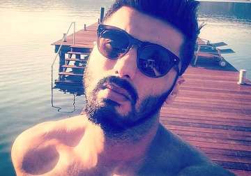 hot arjun kapoor goes topless in his latest holiday selfie