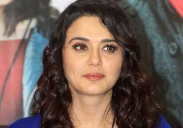 ask police says preity zinta to queries on ness wadia case